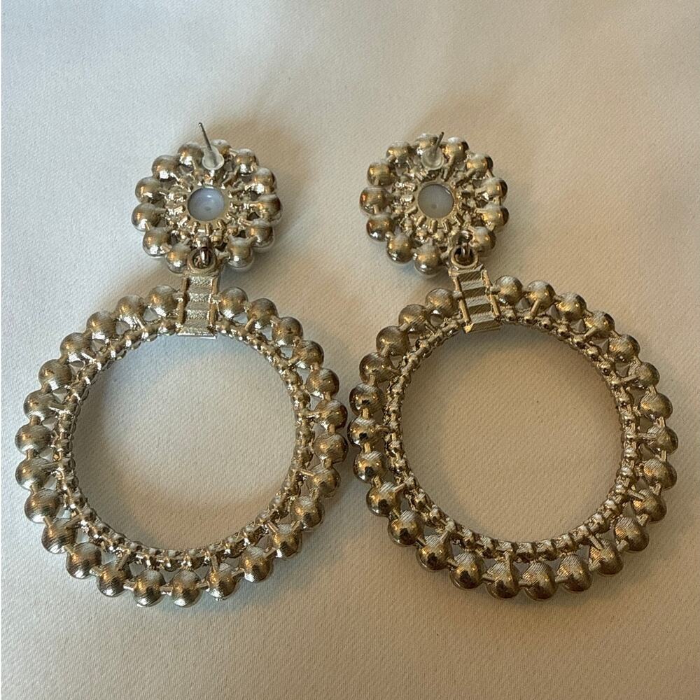 Silver Tone Pearl & Rhinestone Double Circle Statement Earrings 3.5” Drop – EUC - Picture 6 of 6